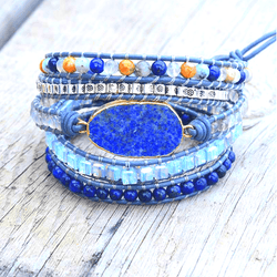 Enveloping bracelet in Lapis Lazuli